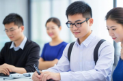 人工智能报考指南，揭秘热门专业及就业前景，人工智能专业报考攻略，热门专业解析与就业前景展望