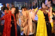 嗯，用户让我写一篇关于申请园林补贴的文章，标题和内容都要写。首先，我得确定标题，要吸引人又专业。可能用申请园林补贴，开启绿色生活新篇章这样的标题，既点明了主题，又有积极向上的感觉