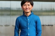 好，用户让我写一篇关于补贴申请工会的文章，标题和内容都要写。首先，我需要确定文章的结构。标题要吸引人，可能用工会补贴申请指南，如何高效申请工会福利这样的标题，既明确又直接
