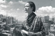 接下来，我得考虑文章的结构。通常，这样的文章应该包括引言、补贴政策的介绍、申请流程、案例分析以及政策的成效和未来的展望。引言部分可以介绍浉河区的经济社会发展情况，以及失独家庭面临的困难