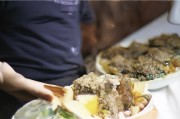 好，用户让我写一篇关于申请科技补贴的文章，标题和内容都要写。首先，我需要确定标题，要吸引人又专业。科技补贴对中小企业来说很重要，所以标题可以强调支持和机会，比如科技补贴助力中小企业创新与发展