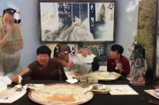 要吸引人，同时明确主题。用户提供的标题是泰安养殖场如何申请补贴？政策解读及申请指南，这个标题已经不错，但可能需要稍微调整，使其更简洁有力。比如泰安市养殖场申请补贴政策解析及申请指南这样