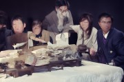 好，用户让我写一篇关于蜜蜂申请补贴的文章，标题和内容都要写。首先，我需要确定标题，得吸引人又相关。蜜蜂申请补贴，可能和生态农业或者蜜蜂养殖有关，所以标题可以是蜜蜂申请补贴，生态农业的希望与挑战