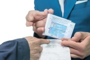 嗯，用户让我写一篇关于函授申请补贴的文章，标题和内容都要写。首先，我得理解用户的需求。看起来用户可能是一个学生或者教育工作者，需要申请函授课程的补贴。他们可能不太清楚如何写这篇文章，或者需要一些指导