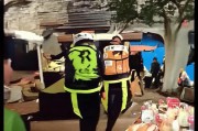 好，用户让我写一篇关于洗碗申请补贴的文章，标题和内容都要写。首先，我需要确定文章的结构。标题要吸引人，可能用洗碗补贴来了！家庭清洁新选择这样的标题，既点明了主题，又有吸引力