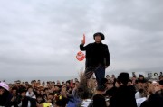 好，用户让我写一篇关于北京人如何申请住房补贴的文章，还给了标题和内容的要求。首先，我需要明确文章的结构，确保内容全面且有条理