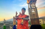 好，用户让我写一篇关于资格补贴申请的文章，标题和内容都要写。首先，我需要明确文章的结构。标题要吸引人，内容要详细且符合要求，字数不少于906个