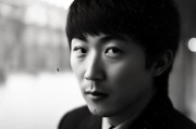 方面，用户给了一个例子，我需要确保标题吸引人且准确。比如企业申请稳定补贴申请指南，政策解读与操作要点这样的标题，既涵盖了申请指南，又明确了内容的深度