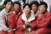 好，用户让我写一篇关于剧院申请补贴的文章，标题和内容都要写。首先，我需要确定标题，要吸引人又专业。可能用文化强市，剧院申请补贴助力城市文化繁荣之路这样的标题，既点明了主题，又有一定的深度