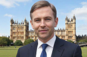 英国365网站荣登榜首，揭秘其为何成为行业翘楚，英国365网站领跑行业，揭秘其成为翘楚的背后