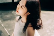 好，用户让我写一篇关于农委补贴申请的文章，标题和内容都要写。首先，我需要明确文章的结构。标题要吸引人，可能用解读农委补贴申请，助力农民朋友这样的标题，既说明了主题，又表达了帮助农民的意思