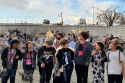 好，用户让我写一篇关于廉江殡葬补贴申请的文章，首先得确定标题。标题要简洁明了，能吸引读者，所以2023年廉江市殡葬补贴申请指南这个标题不错，既说明了主题，又提到了年份，显得更具体