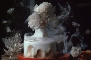 好，用户让我写一篇关于村委申请补贴的文章，标题和内容都要写。首先，我需要确定文章的结构。标题要吸引人，可能用一些激励性的词汇，比如助力乡村振兴，村委申请补贴方案之类的