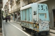 好，用户让我写一篇关于异地就学生活费补贴申请的文章，首先得确定标题。标题要简洁明了，能吸引读者，所以异地就学生活费补贴申请指南，如何高效申请及注意事项听起来不错
