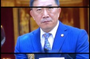 好，用户让我写一篇关于西藏申请路费补贴的文章，标题和内容都要写。首先，我需要明确用户的需求。他们可能需要了解如何申请路费补贴，可能是因为经常往返西藏，或者计划去西藏旅游，想了解相关的补贴政策