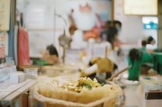 好，用户让我写一篇关于养猪建房补贴申请的文章，首先得确定标题。标题要简洁明了，能吸引读者，所以养猪建房补贴申请指南，如何高效申请及注意事项听起来不错