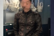 好，用户让我写一篇关于十堰市高校求职补贴申请的文章，标题和内容都要写。首先，我需要确定标题，要简洁明了，又能吸引人。考虑到主题是求职补贴，可能用十堰市高校求职补贴申请指南比较合适