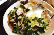 好，用户让我写一篇关于洛阳研究生补贴申请表格的文章，标题和内容都要写。首先，我需要明确用户的需求。他们可能需要一篇结构清晰、内容详实的文章，用于指导研究生填写补贴申请表格